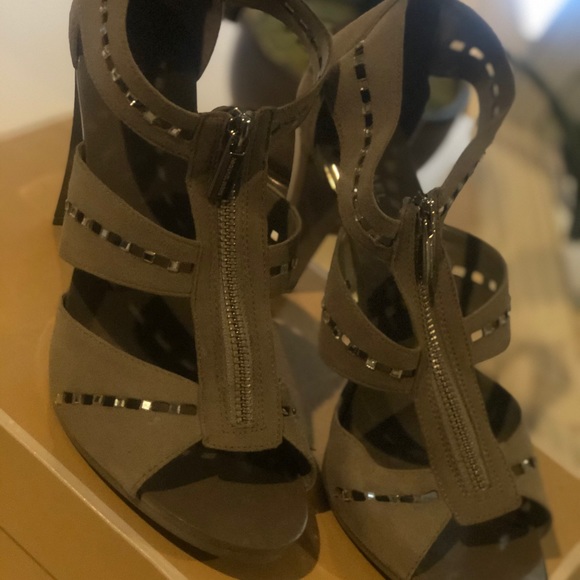 Michael Kors heels - Picture 6 of 6